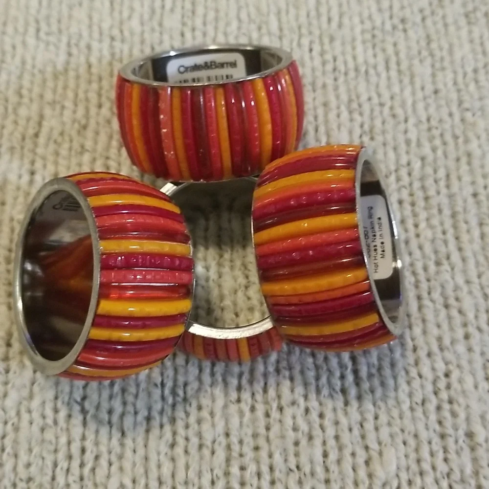 8 Crate&Barrel Napkin Rings Set
